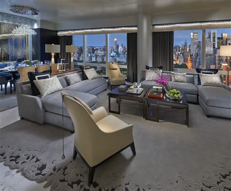 Hotel Suites in Manhattan, NYC .